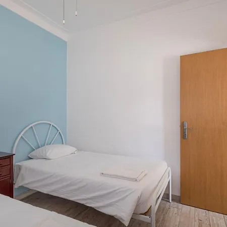 Apartment Beachfront 1st Floor *
